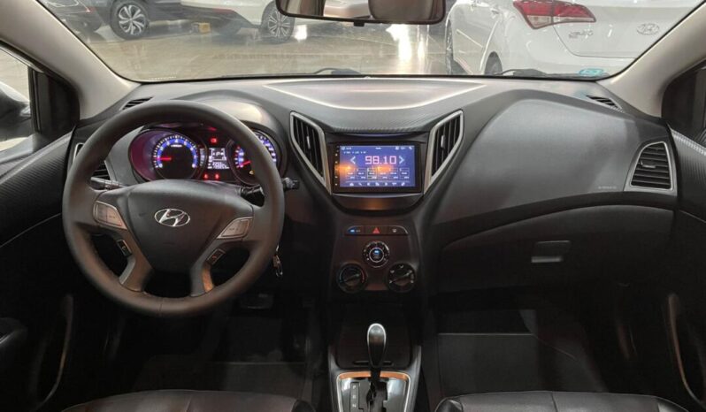 
								Hyundai HB20S  1.6 Comfort full									