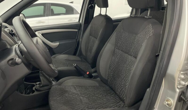 
								Renault Duster Oroch  1.6 Exprecion full									