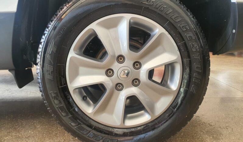 
								Renault Duster  1.6 full									