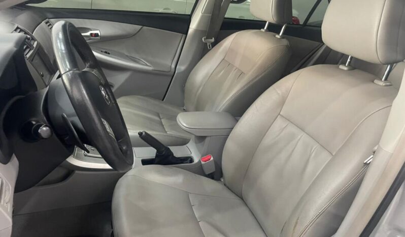 
								Toyota Corolla  2.0 XEI full									