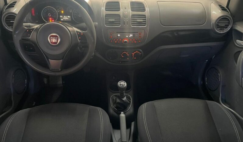 
								Fiat Grand Siena  1.6 Essence full									