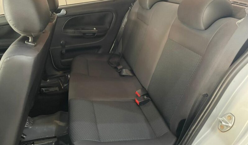 
								Volkswagen Voyage  1.6 MSI full									