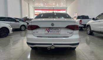 
									Volkswagen Virtus  Turbo 200 TSI full								