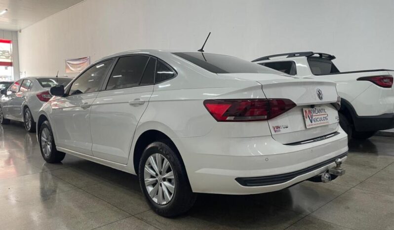 
								Volkswagen Virtus  Turbo 200 TSI full									