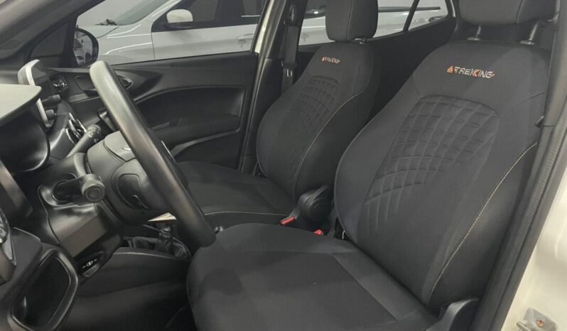 
								Fiat Argo  1.3 Trekking full									