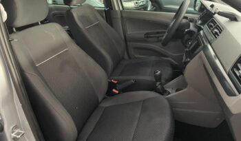 
									Volkswagen Voyage  1.6 Comfortline full								