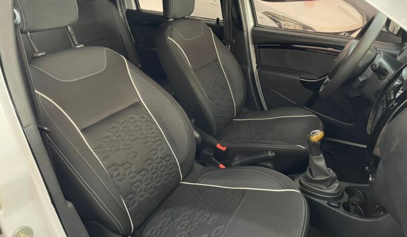 
								Renault Duster Oroch  1.6 Dynamique full									