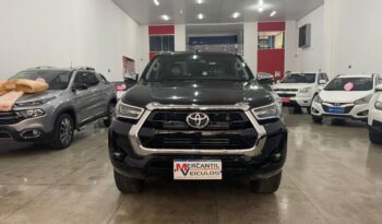 
									Toyota Hilux  2.8 full								