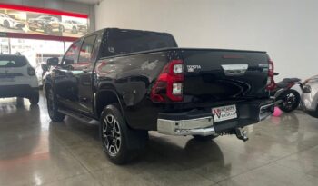 
									Toyota Hilux  2.8 full								
