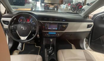 
									Toyota Corolla  2.0 full								