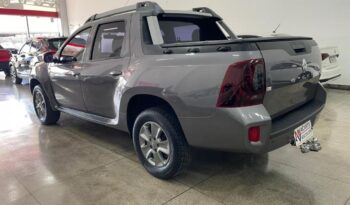 
									Renault Duster Oroch  1.6 full								