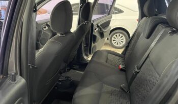 
									Renault Duster Oroch  1.6 full								