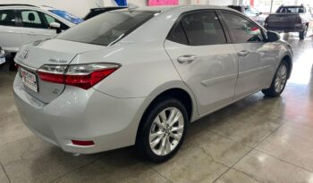 
									Toyota Corolla  2.0 full								