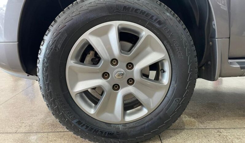 
								Toyota Corolla  2.0 full									