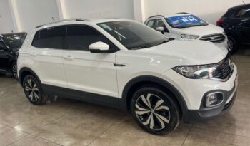 
									Volkswagen T-Cross  1.4 full								