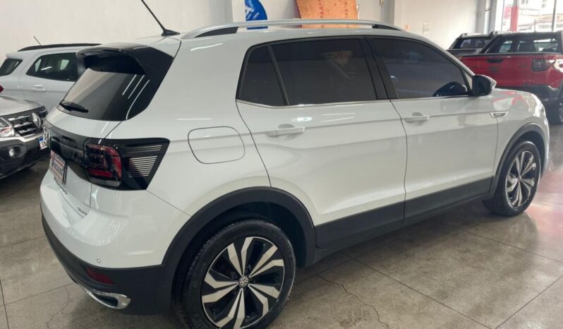 
								Volkswagen T-Cross  1.4 full									