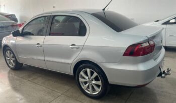 
									Volkswagen Voyage  1.6 full								
