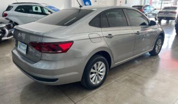 
									Volkswagen Virtus  1.6 full								