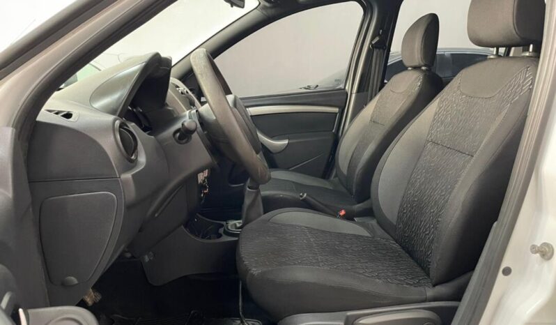 
								Renault Duster  1.6 Expression full									