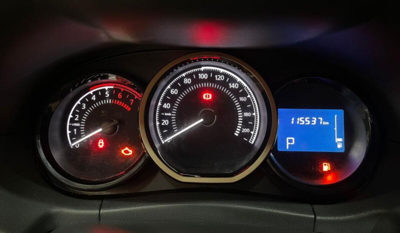 
								Renault Duster  2.0 Dinamic AT4 full									
