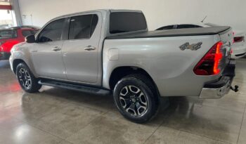 
									Toyota Hilux  2.8 full								
