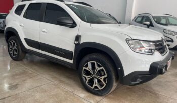 
									Renault Duster  1.6 full								