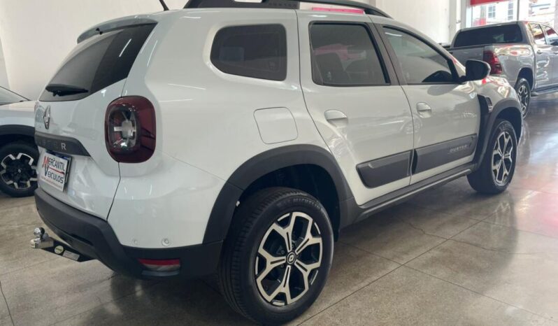 
								Renault Duster  1.6 full									