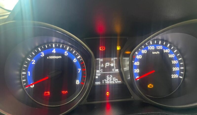 
								Hyundai HB20S  1.6 full									