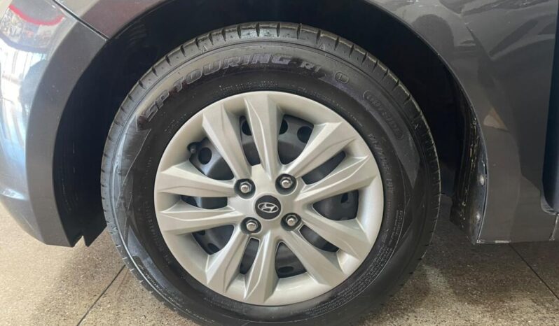 
								Hyundai HB20S  1.6 full									
