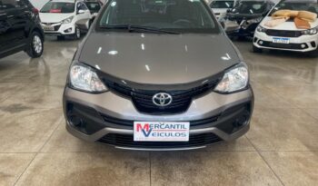 
									Toyota Etios  1.5 X Plus full								
