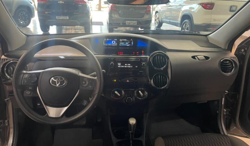 
								Toyota Etios  1.5 X Plus full									