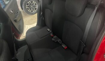 
									Nissan March  1.6 full								