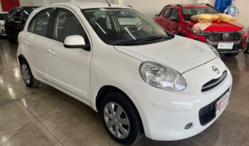 
									Nissan March  1.0 full								