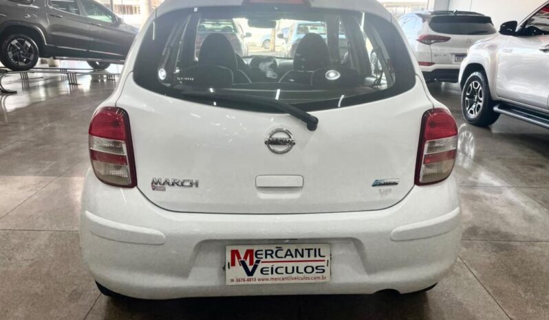 
								Nissan March  1.0 full									