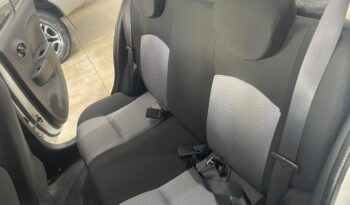 
									Nissan March  1.0 full								