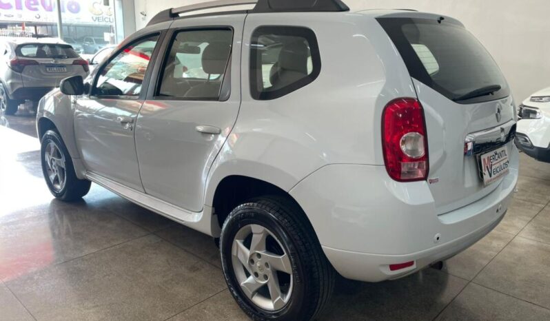 
								Renault Duster  1.6 full									