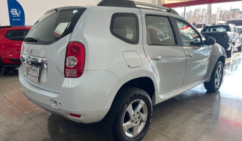 
								Renault Duster  1.6 full									