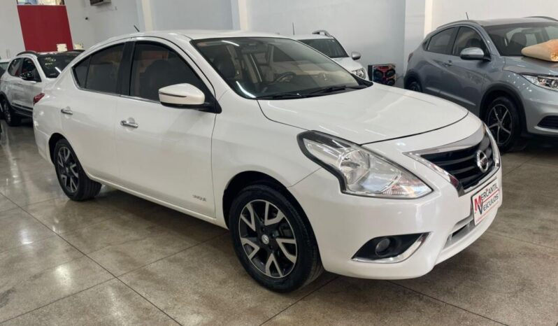 
								Nissan Versa  1.6 Unique full									