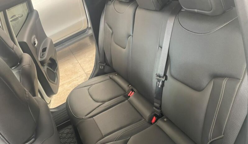 
								Jeep Renegade  1.3 Turbo full									