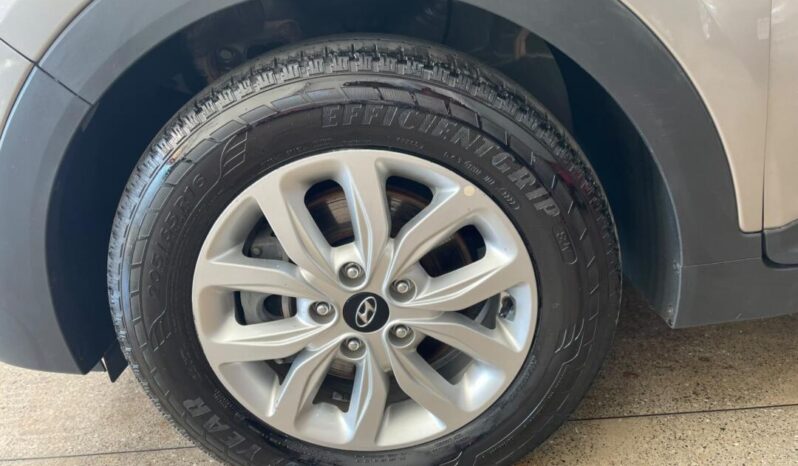
								Hyundai Creta  1.6 Action full									